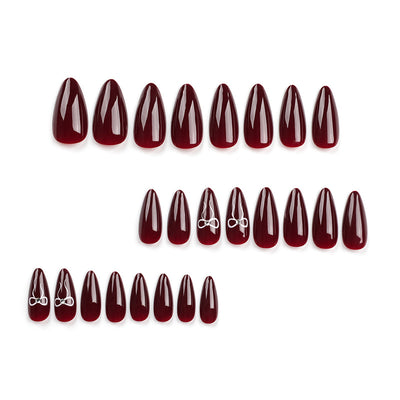 Bow wear manicure